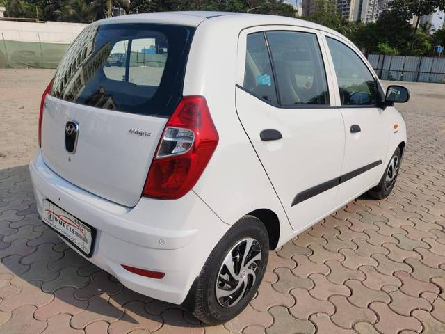 https://images10.gaadi.com/usedcar_image/4410653/original/processed_e7f68cb3d71ea51ed5e0bd367f716a4d.jpeg?imwidth=6402