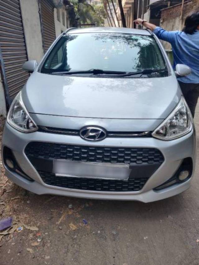 https://images10.gaadi.com/usedcar_image/4410699/original/8ba6cf9f36e2991717d82ced21636d26.jpg?imwidth=6401