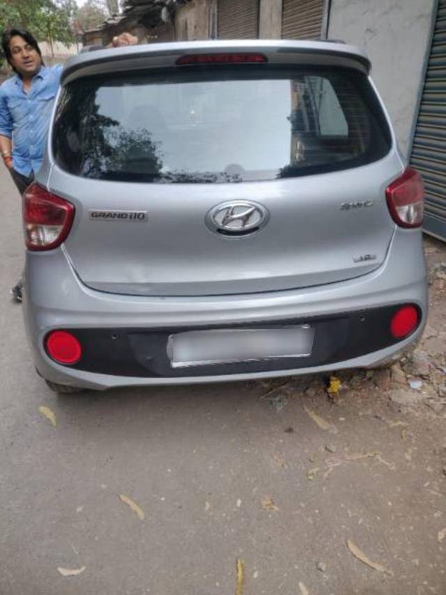 https://images10.gaadi.com/usedcar_image/4410699/original/f0794e18aac2bf85eb9d1af3226d1059.jpg?imwidth=6400