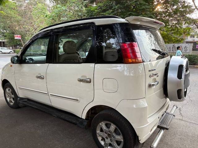 https://images10.gaadi.com/usedcar_image/4410703/original/893bed47880419b8ed2cc4e09fe3379e.jpeg?imwidth=6400