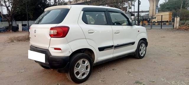 https://images10.gaadi.com/usedcar_image/4410714/original/processed_609a5529e66ad454316aeef6086c23cb.jpg?imwidth=6402