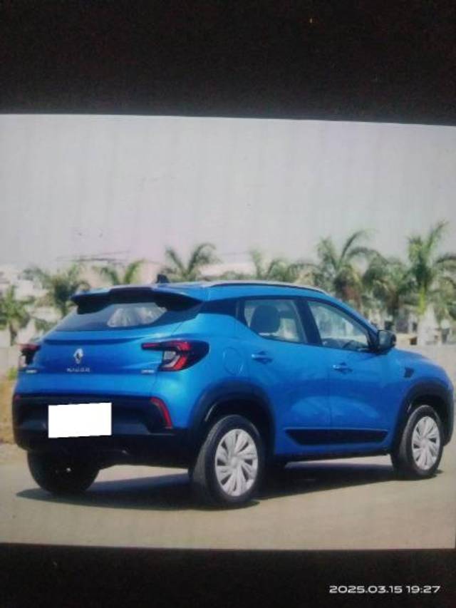 https://images10.gaadi.com/usedcar_image/4410794/original/processed_eeb8b5df-8e83-4dbd-9002-986d3f757a79.jpg?imwidth=6400