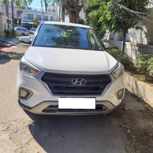 https://images10.gaadi.com/usedcar_image/4410933/original/processed_0efa754f-e188-4ed3-880e-7fa1705e97a1.jpg?imwidth=6400