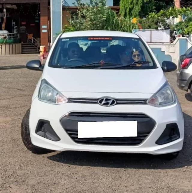 https://images10.gaadi.com/usedcar_image/4410948/original/processed_4ee2ab24-5467-4584-b3cc-e96990cd4266.jpg?imwidth=6400