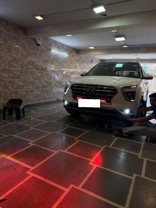 https://images10.gaadi.com/usedcar_image/4411232/original/8360b7745be5225298624597e73e333c.jpeg?imwidth=6401