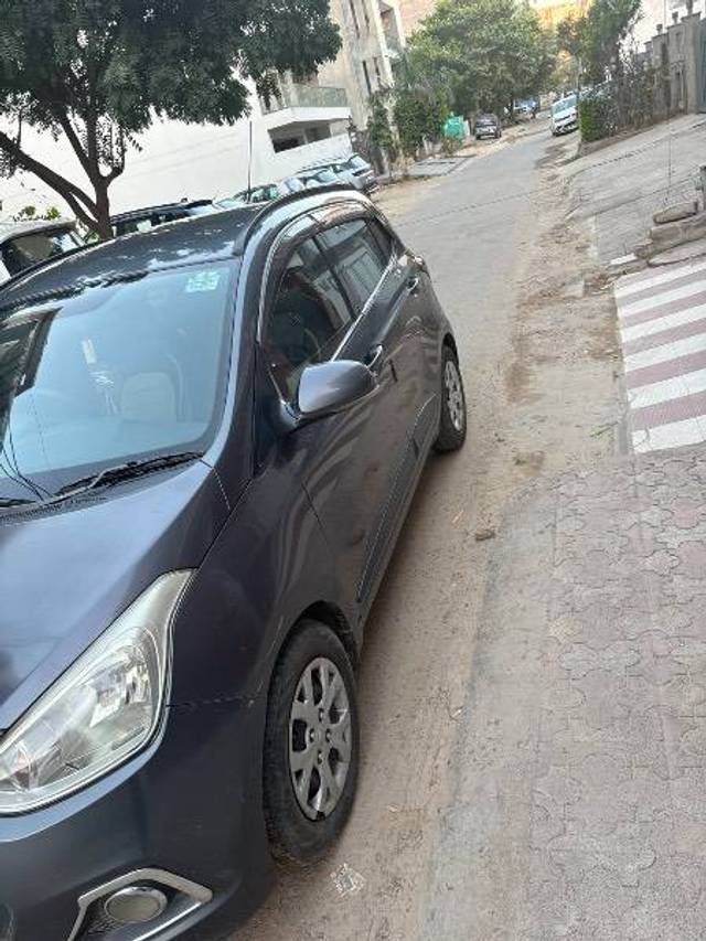 https://images10.gaadi.com/usedcar_image/4411245/original/3072127393e5344a87d1485a0bf76b98.jpeg?imwidth=6402