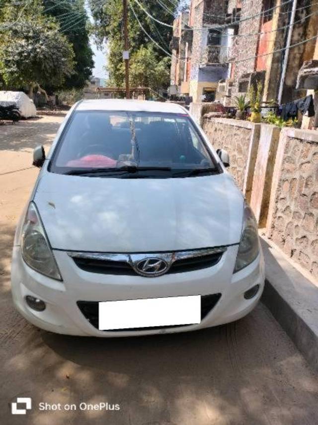 https://images10.gaadi.com/usedcar_image/4411379/original/processed_4e83c571-452e-4549-b888-617f4e13216d.jpg?imwidth=6400