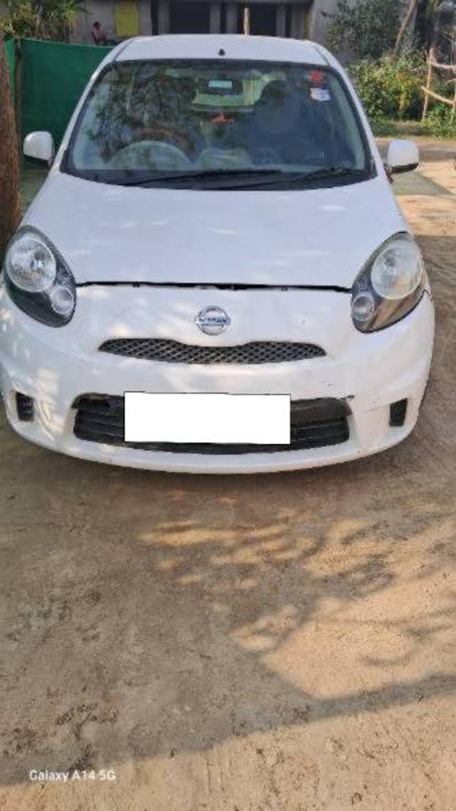 https://images10.gaadi.com/usedcar_image/4411445/original/processed_8f6cc4d4-386e-43cf-ab73-4b8cd2e7b60d.jpg?imwidth=6400