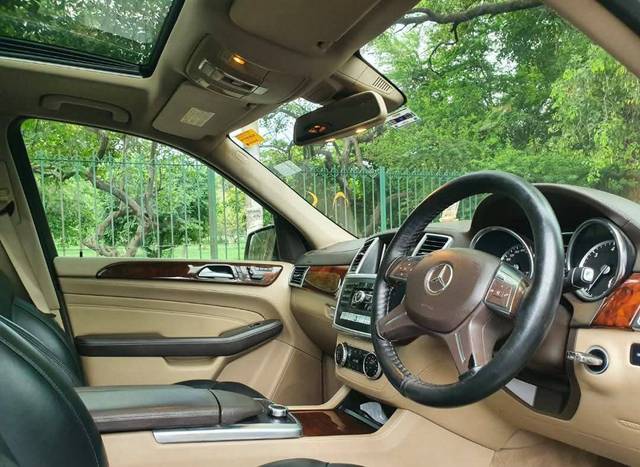 https://images10.gaadi.com/usedcar_image/4411488/original/92dd151ff5771db32003e435623dde41.jpg?imwidth=6401
