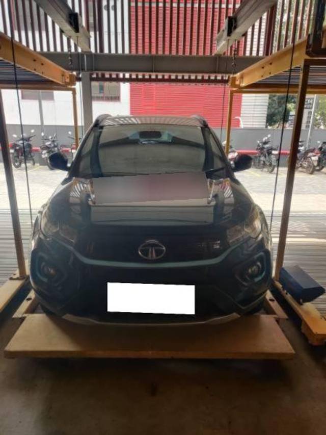 https://images10.gaadi.com/usedcar_image/4411493/original/processed_bfa935c0-26cb-4633-a54c-c4af301f08f7.jpg?imwidth=6401