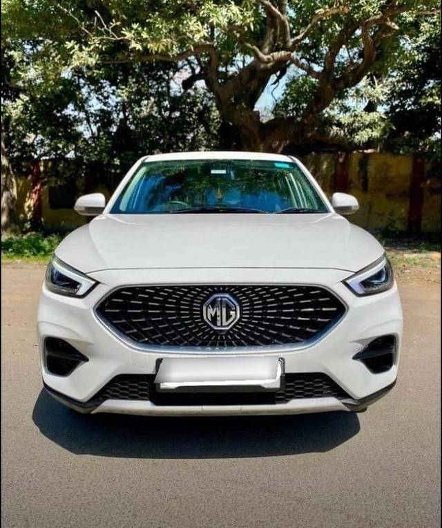 https://images10.gaadi.com/usedcar_image/4411498/original/processed_dd69eab7203b8093bf554e16e5b6e470.jpg?imwidth=6400