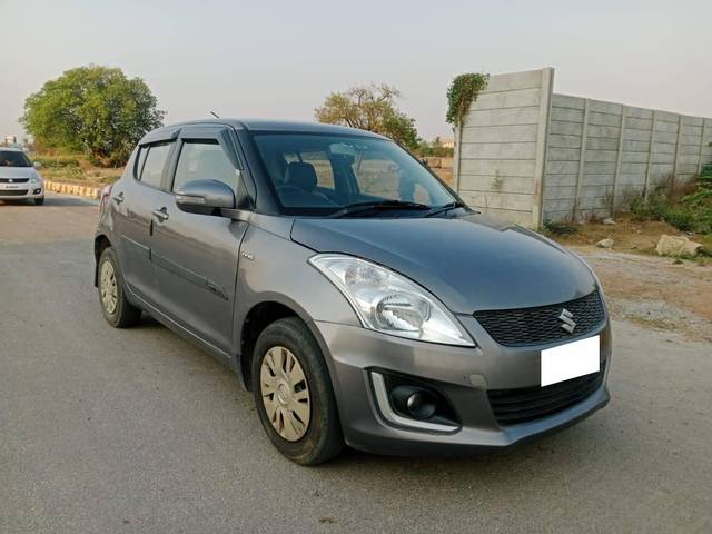 https://images10.gaadi.com/usedcar_image/4411512/original/processed_2ef53141c489783e212994045f460074.jpg?imwidth=6400