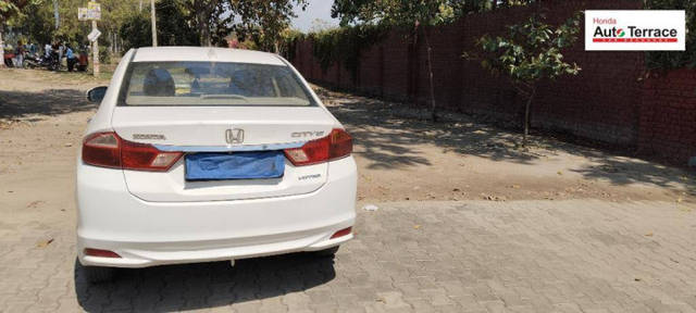 https://images10.gaadi.com/usedcar_image/4411559/original/8b5a28f18a20546750603ca04706b915.jpg?imwidth=6400