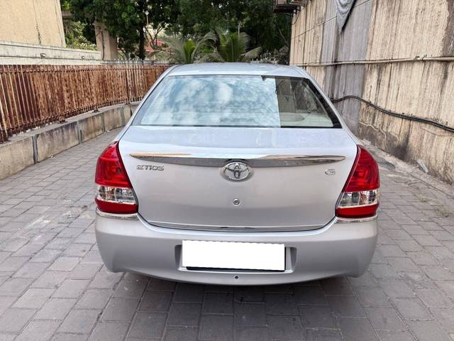 https://images10.gaadi.com/usedcar_image/4411566/original/processed_a1a2d60521916b7e1ed9303df54d869d.jpg?imwidth=6401