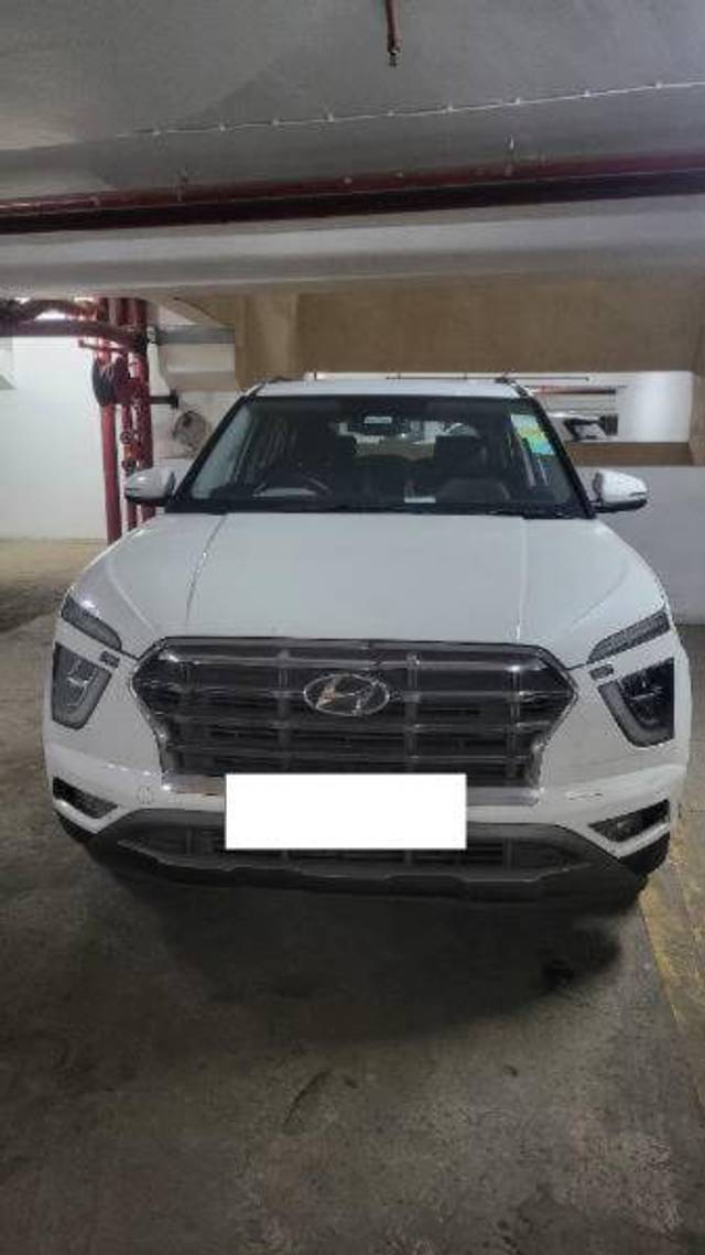 https://images10.gaadi.com/usedcar_image/4411590/original/e0324130331fc1c7616dbc0e39a4e739.jpg?imwidth=6401
