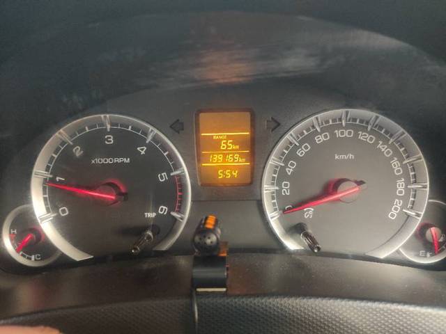 https://images10.gaadi.com/usedcar_image/4411592/original/beeecdb3ca27635fb7dc3f64d8f19986.jpg?imwidth=6402