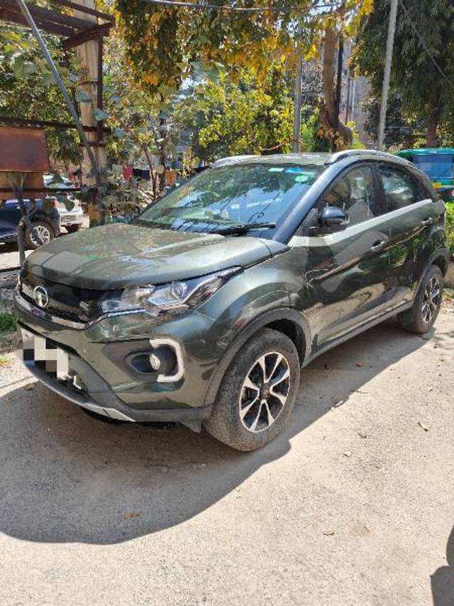 https://images10.gaadi.com/usedcar_image/4411594/original/4bc4a3932a9cdcd4cb9c1a00410c53a8.jpg?imwidth=6400