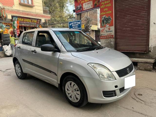 https://images10.gaadi.com/usedcar_image/4411649/original/processed_31da19d830069208e4ffa12723ca05d2.jpg?imwidth=6400