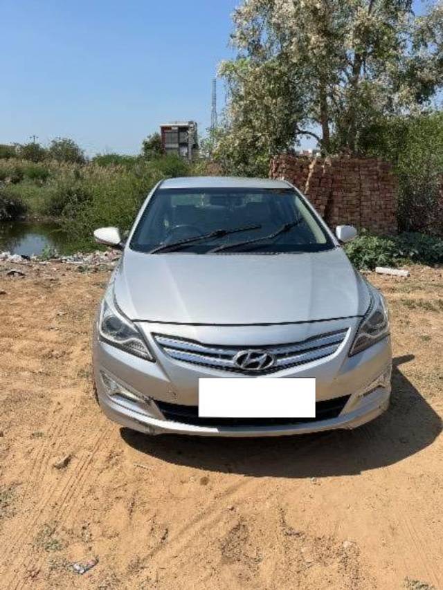 https://images10.gaadi.com/usedcar_image/4411655/original/processed_a67c922d-add1-400d-90a1-d80428af950e.jpeg?imwidth=6400