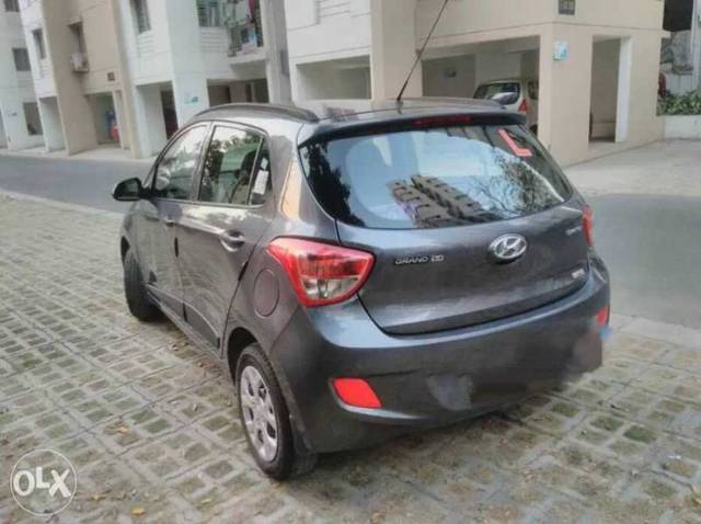https://images10.gaadi.com/usedcar_image/4411670/original/b88bfdde4b1b3dacf3caabddf2fec7b3.jpg?imwidth=6401