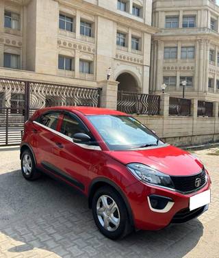 Tata Nexon 2017-2020 Tata Nexon 1.5 Revotorq XMA