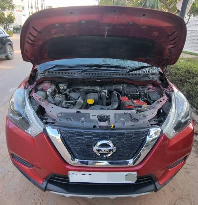 https://images10.gaadi.com/usedcar_image/4411767/original/6d7c14cdfa6472bfb41a07eac0d6e9a7.jpg?imwidth=6402