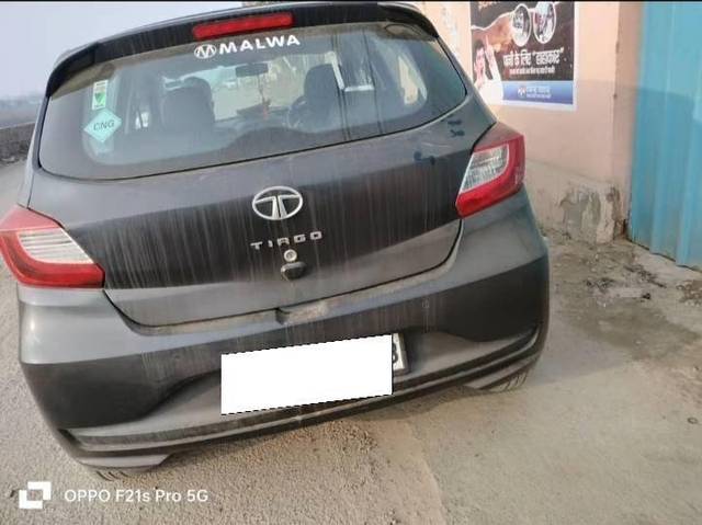 https://images10.gaadi.com/usedcar_image/4411770/original/4e4cc692368a590498041dea1e3e36b9.jpg?imwidth=6401