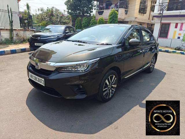 https://images10.gaadi.com/usedcar_image/4411785/original/processed_c93d8a23aac109afe34e9826760e79f7.jpg?imwidth=6400