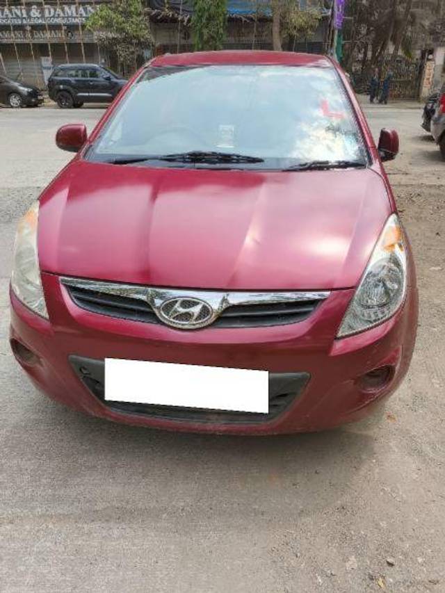 https://images10.gaadi.com/usedcar_image/4411824/original/352b8f08cac68cb36a8c5addd581872e.jpg?imwidth=6400