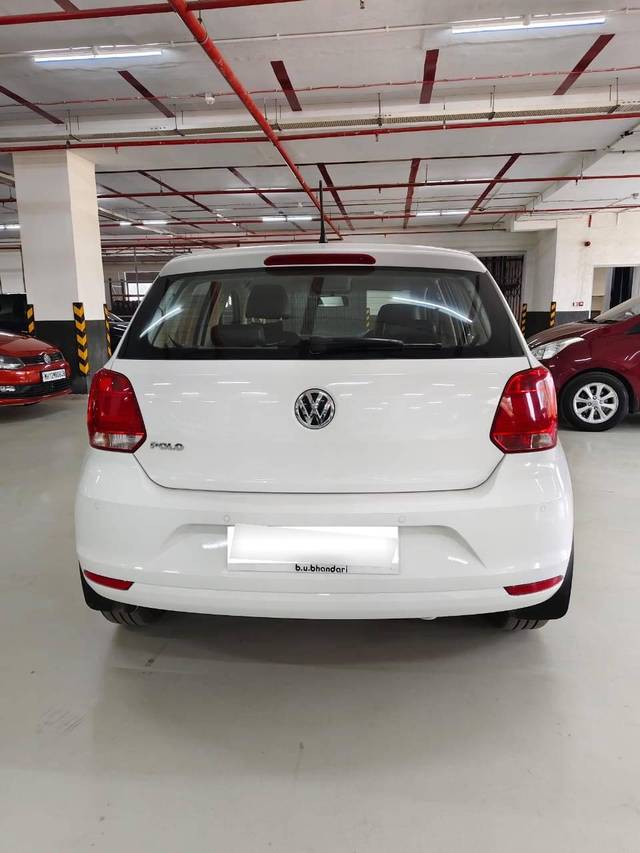 https://images10.gaadi.com/usedcar_image/4411893/original/processed_c6e10cc16a32a65dabd92ca0f8bb17f4.jpg?imwidth=6402