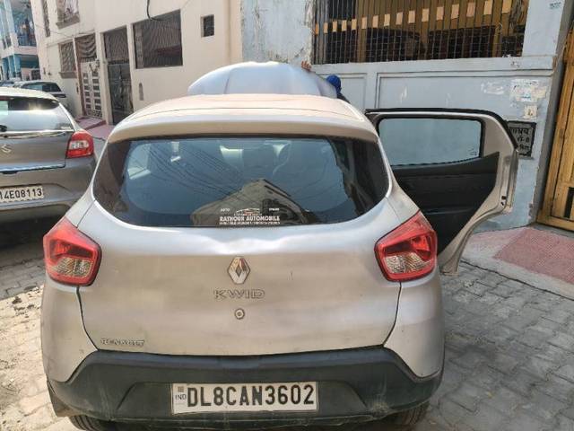 https://images10.gaadi.com/usedcar_image/4411933/original/8f1cc50d4785756d5906caabca6627cf.jpg?imwidth=6401