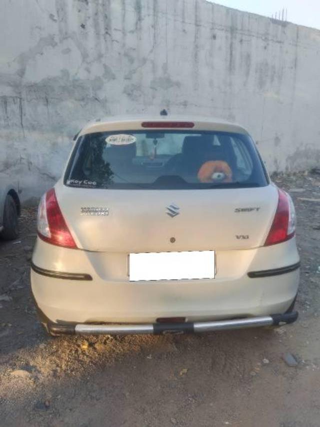 https://images10.gaadi.com/usedcar_image/4411995/original/processed_0b69a029-db82-45fb-af19-525a70162481.jpg?imwidth=6402