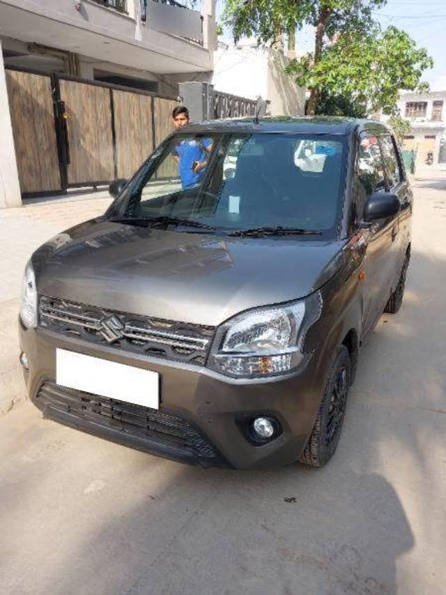 https://images10.gaadi.com/usedcar_image/4412006/original/fcba134898140ff947d499fcf51e1a88.jpg?imwidth=6400