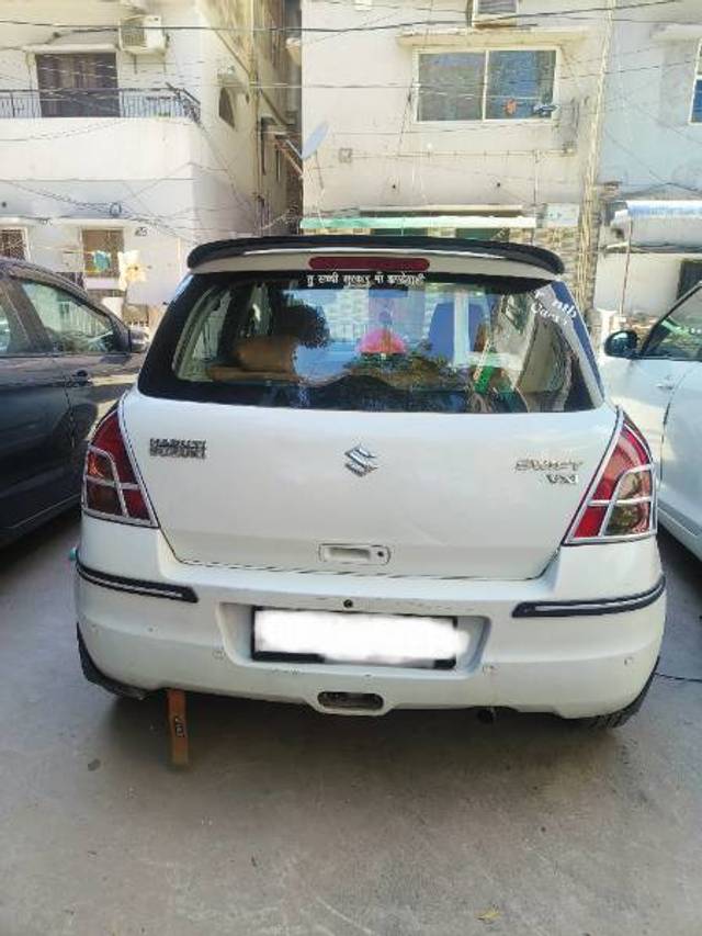 https://images10.gaadi.com/usedcar_image/4412063/original/985ccde98b28ef04ef55299948832a0d.jpg?imwidth=6402