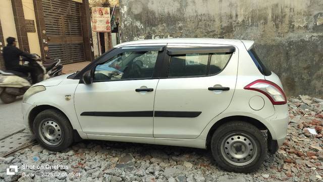 https://images10.gaadi.com/usedcar_image/4412066/original/c82fff283df87ae5f69d14b3e58e9f8f.jpg?imwidth=6402