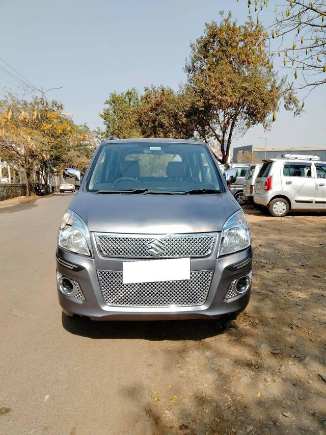 https://images10.gaadi.com/usedcar_image/4412120/original/processed_5c0f93e626a6b8458bd56e7d1051c957.jpg?imwidth=6400