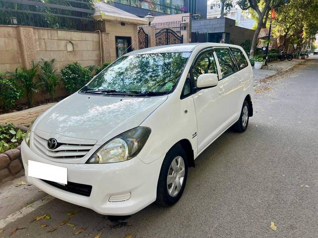 https://images10.gaadi.com/usedcar_image/4412121/original/processed_2b9853dc502f8aeedaf75693e3b52e11.jpg?imwidth=6400