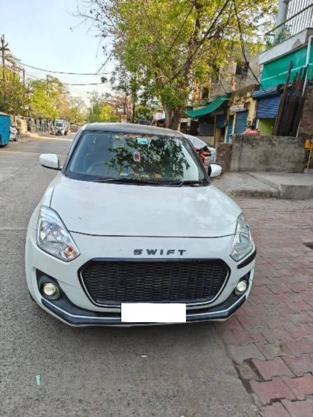 https://images10.gaadi.com/usedcar_image/4412170/original/processed_6f44314e-1c79-4eba-9a76-070878588253.jpeg?imwidth=6402