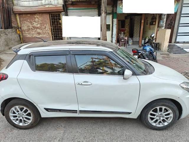 https://images10.gaadi.com/usedcar_image/4412170/original/processed_b918073f-7a03-4c61-9f2c-fb0d495d5711.jpeg?imwidth=6401