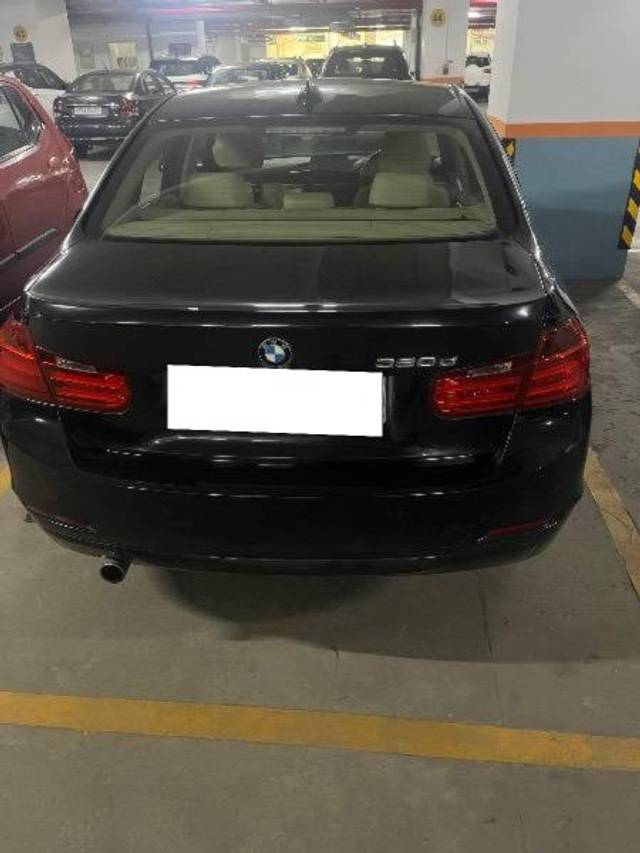 https://images10.gaadi.com/usedcar_image/4412211/original/processed_118f1928-1643-4b89-829f-f6083810ddda.jpeg?imwidth=6401