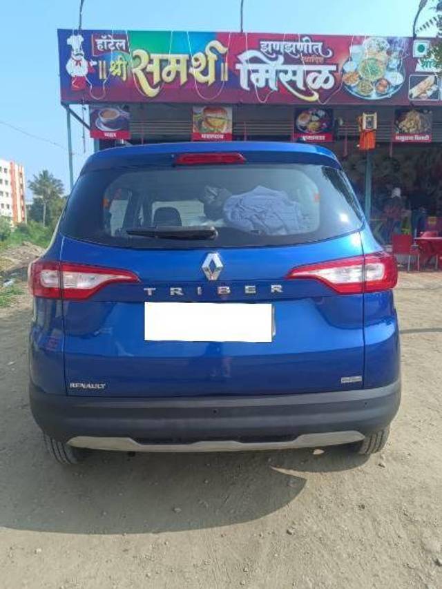 https://images10.gaadi.com/usedcar_image/4412612/original/a00f28dc5a0cdb5f2396ee67ba5fc34c.jpg?imwidth=6401