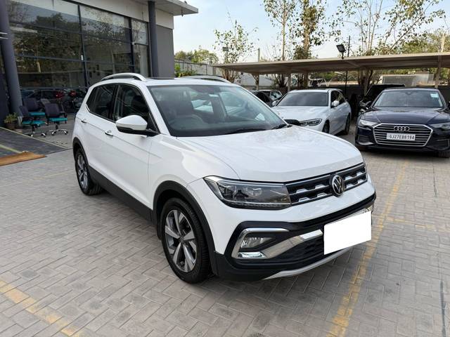 https://images10.gaadi.com/usedcar_image/4412753/original/processed_9bc9709ebc1d43bebb3d73eddaf26182.jpg?imwidth=6401