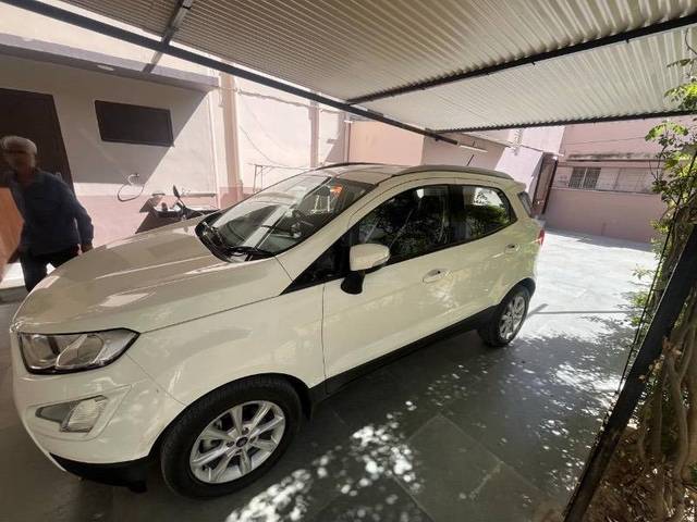 https://images10.gaadi.com/usedcar_image/4412818/original/9925b82e8fb01b72d43bc204466895d7.jpeg?imwidth=6402