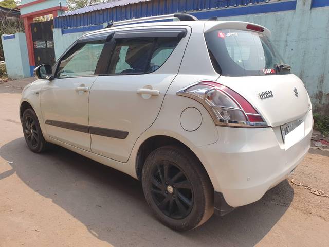 https://images10.gaadi.com/usedcar_image/4412830/original/processed_8738ca73728897decb4bfb2225362c56.jpg?imwidth=6402