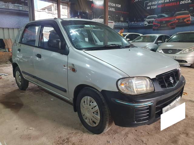 https://images10.gaadi.com/usedcar_image/4412843/original/processed_8f547cb9a1fa5fd6887bab25dd83085e.jpg?imwidth=6400