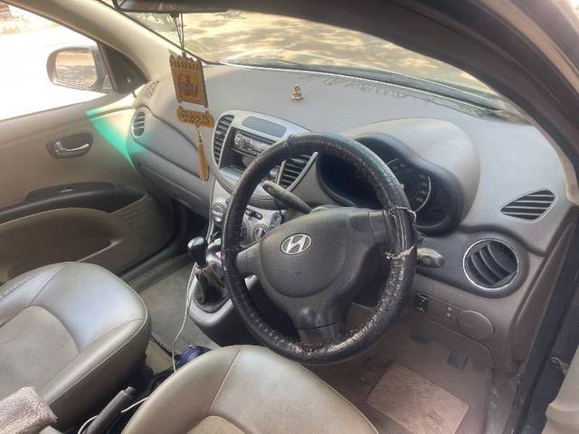 https://images10.gaadi.com/usedcar_image/4412966/original/d758e4fa2ea875eeab5c13309b9ac247.jpeg?imwidth=6401