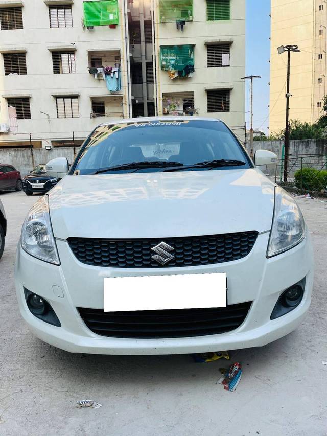 https://images10.gaadi.com/usedcar_image/4413037/original/processed_b25cdd151b9a66190235c085a87b6f20.jpg?imwidth=6402