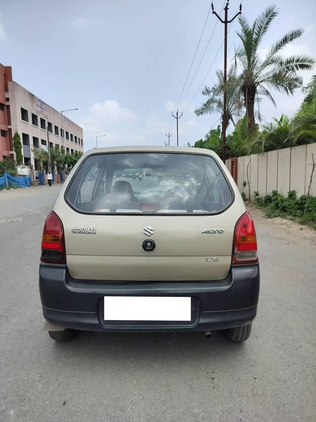 https://images10.gaadi.com/usedcar_image/4413047/original/processed_8b51e84f27d5e2d84a05a3d6d28c678b.jpg?imwidth=6402