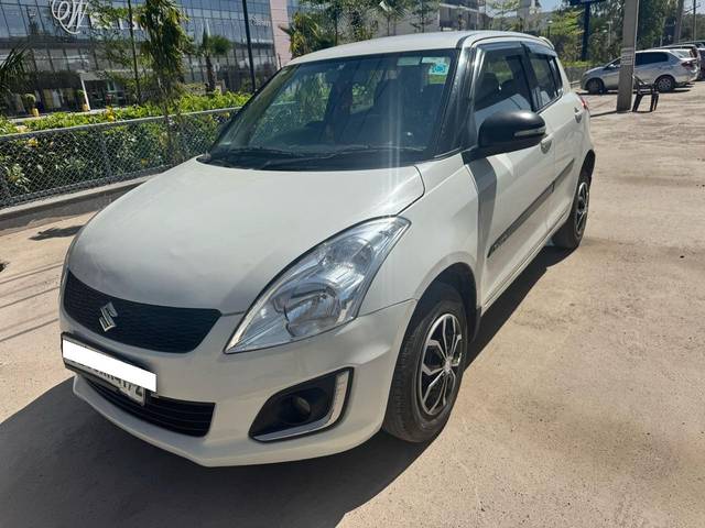 https://images10.gaadi.com/usedcar_image/4413087/original/processed_26f0770833d9ea37443a6922fbdc62f6.jpg?imwidth=6400