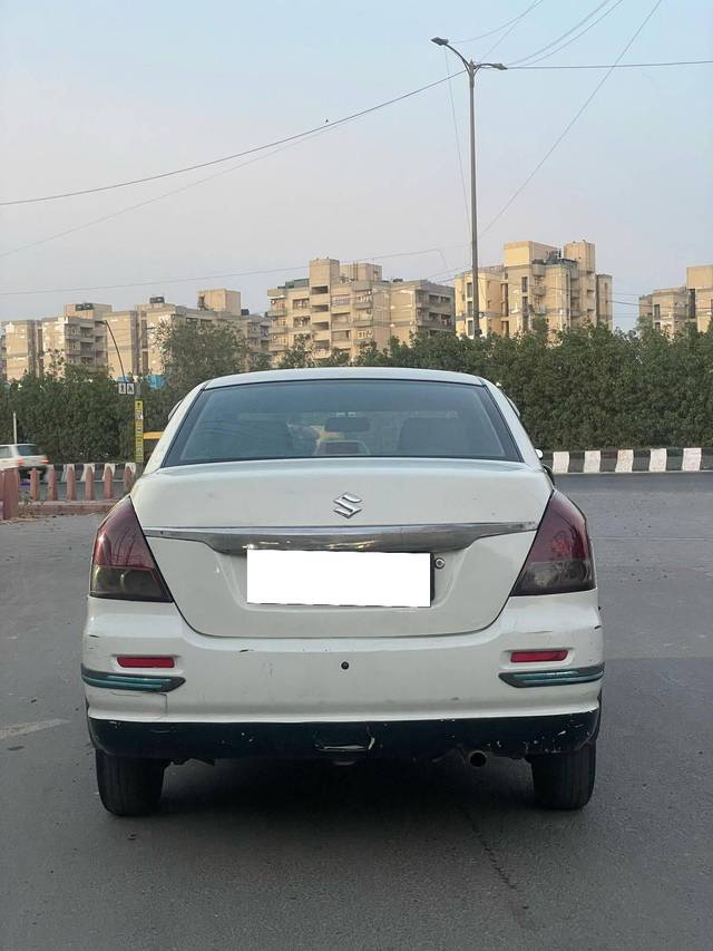 https://images10.gaadi.com/usedcar_image/4413153/original/processed_445359cac36b8e7f6b5ae2ee0da45367.jpg?imwidth=6402